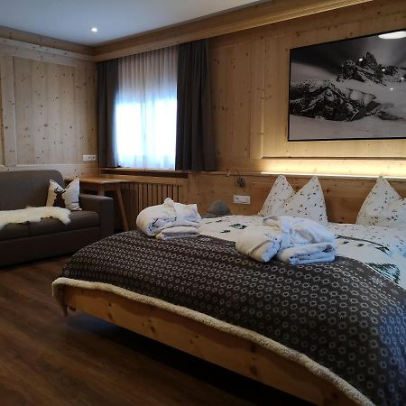 منزل الضيف Santa Cristina Val Gardena  في Rifugio Fermeda Hutte المظهر الخارجي الصورة