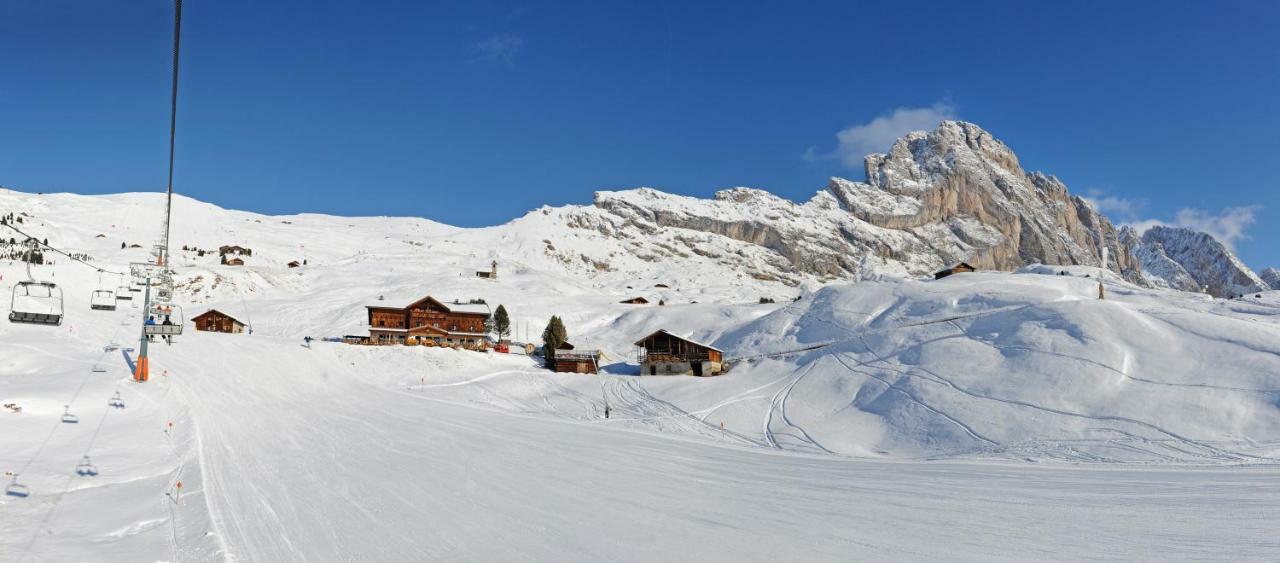 منزل الضيف Santa Cristina Val Gardena  في Rifugio Fermeda Hutte المظهر الخارجي الصورة
